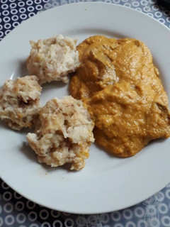 Vadas zsemlegombóccal recept fotója