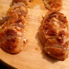 A picture of Butter garlic Baked chicken breast.