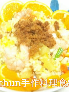 泰式蒜香蝦仁炒飯 的食譜成品照片