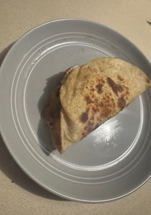 A picture of Breakfast taco.