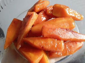 Una foto de Zanahorias glaseadas...🥕🥕🥕
