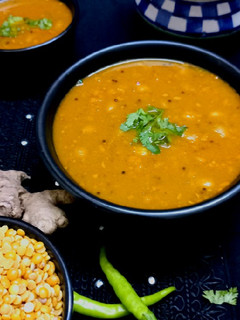 ગુજરાતી દાળ (Gujarati Dal Recipe In Gujarati) રેસીપી મુખ્ય ફોટો