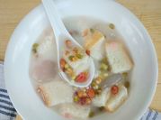 Gambar sekoteng kacang tanah