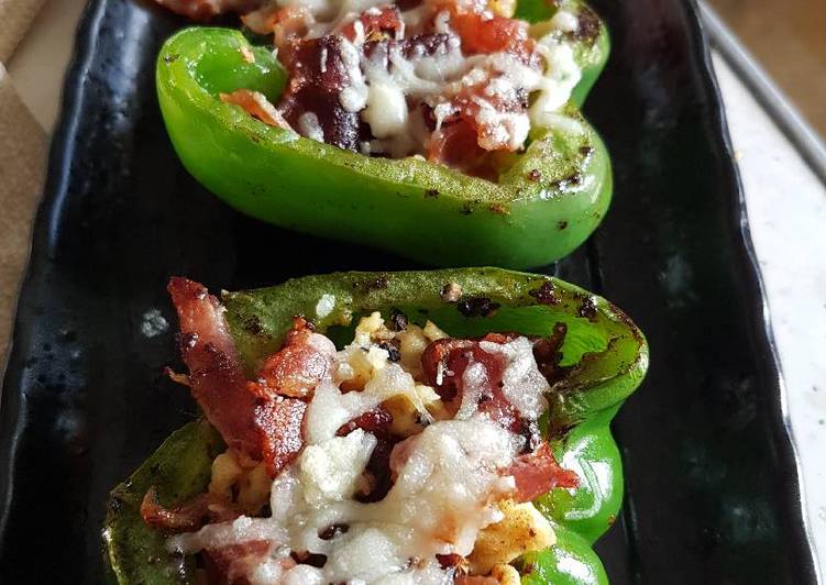 Simple Way to Prepare Homemade Bacon &amp; Egg Stuffed Bellpeppers