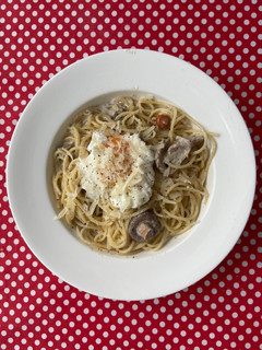Una foto de Pasta con salsa de trufa y setas