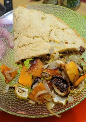 Una foto de Calzon de papa y harina de garbanzo (vegano)
