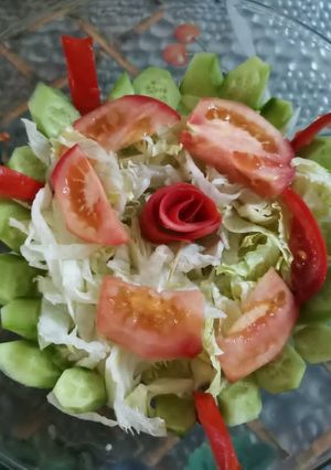 عکسی از دستور تزئیین سالاد 🥗