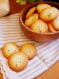 古早味「海苔薄餅」好酥脆、好涮嘴。 的食譜成品照片