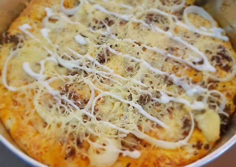 Pizza topping daging