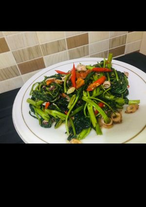 Foto resep Cah Kangkung Cumi