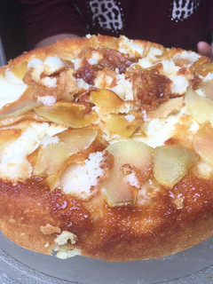 Una foto de Torta invertida de manzanas