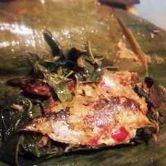 รูปของ Pepes ikan salem dg daun singkong n kemangi
