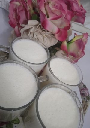 عکسی از دستور شیر موز عسلی