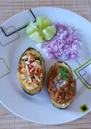 A picture of Pav bhaji baked potato.