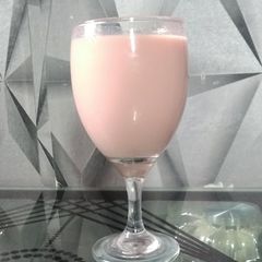 Watermelon juice A picture of Watermelon juice.