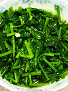 【厚生廚房】蒜炒皇宮菜 的食譜成品照片