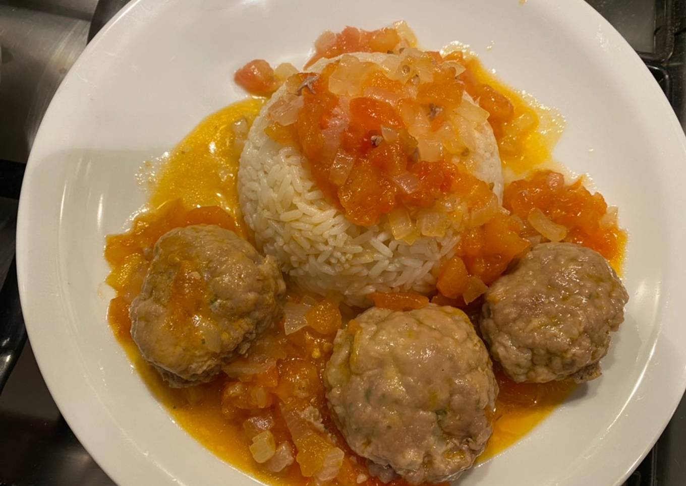 Albóndigas con arroz