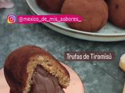 Una foto de trufas de chocolate sin leche