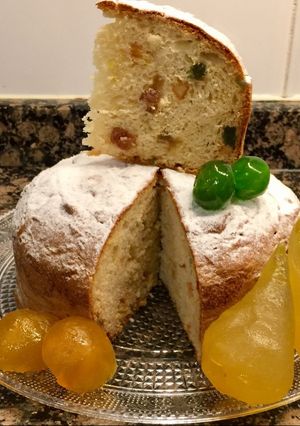 Foto principal de Bizcochuelo de Maizena con frutas confitadas