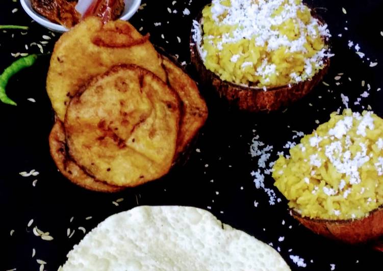 Simple Way to Make Homemade Niramish khichuri and beguni rainy season special