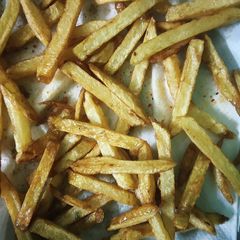 A picture of French fries.