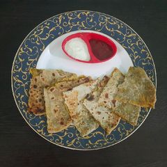 Lilva na paratha A picture of Lilva na paratha.