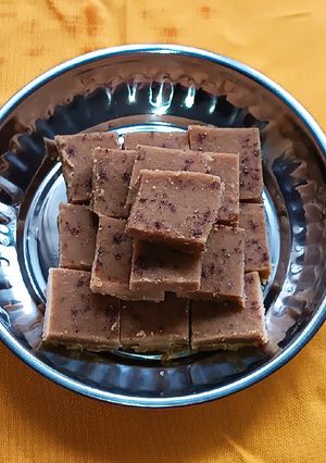 A picture of Cardamom Sukhdi.
