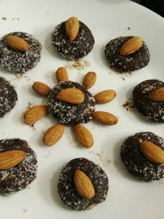 A picture of Choco peanut peda.