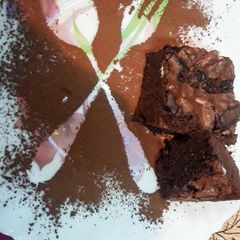 A picture of Goey chocolaty brownies🍫🍫.