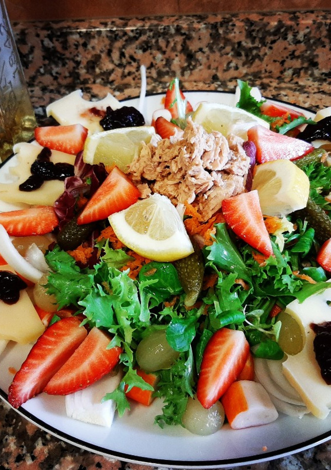 Una foto de Ensalada Frutal
