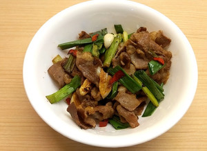 蔥爆羊肉 的食譜成品照片