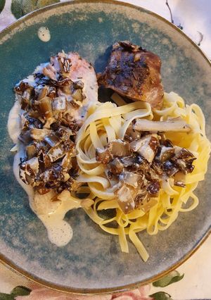 Une photo de Filet mignon de porc, endives sucrette et tagliatelles