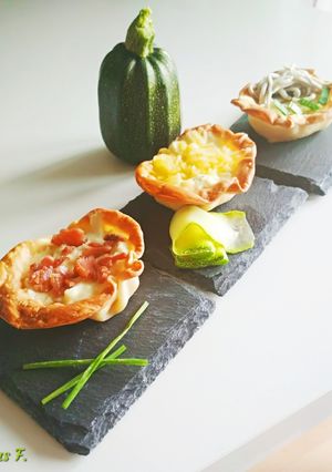 Una foto de Tulipas de crema de calabacín variadas