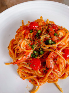 Foto resep Tomato Garlic & Shrimp Pasta