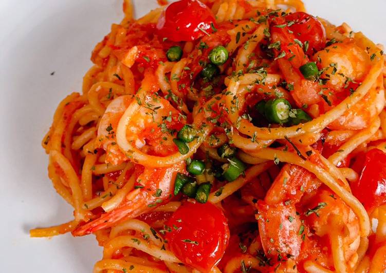 Bagaimana Membuat Tomato Garlic &amp; Shrimp Pasta yang Bikin Ngiler