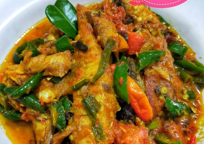 Resep Ikan  Tongkol Woku Khas  Manado oleh Octa Fitria Cookpad