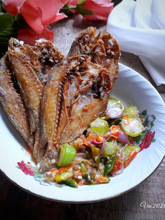Foto resep Cacapan Ikan Asin Belimbing Wuluh