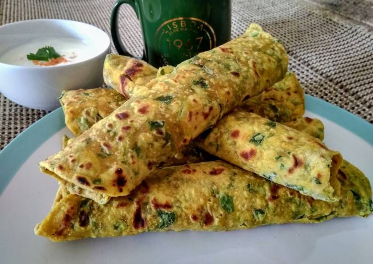 Recipe of Super Quick Homemade Methi paratha/Thepla