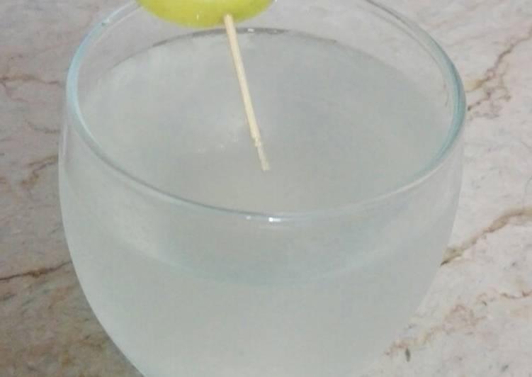 Recipe of Speedy Yummy Lemonade.