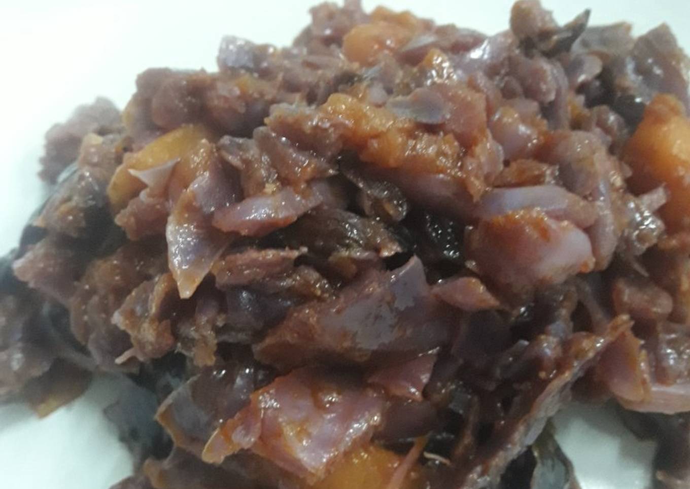 Lombarda con manzana y pasas