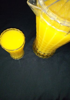 A picture of Mango juice.