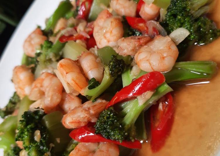 Tumis udang brokoli
