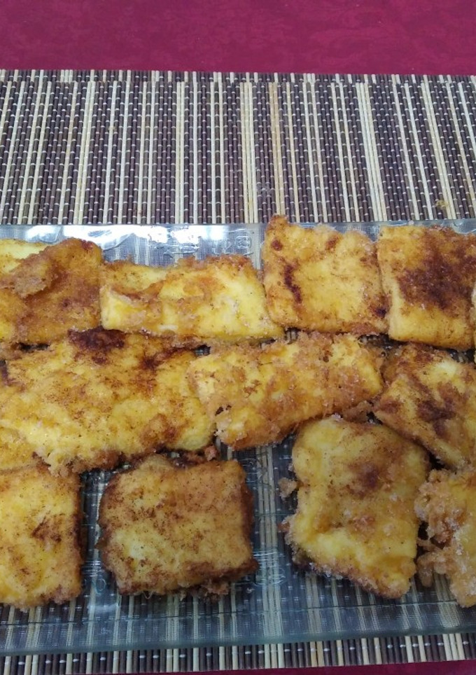 Una foto de Tostadas de Carnaval de crema