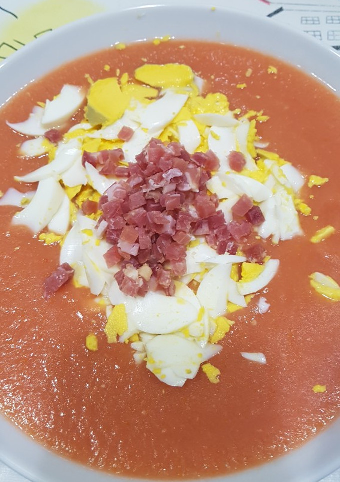 Una foto de Salmorejo saludable sin gluten