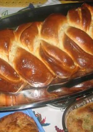 Foto di Treccia di pan brioche ripiena