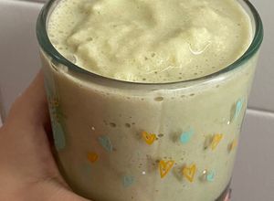 Una foto de Frappé de Matcha y Plátano 🍌