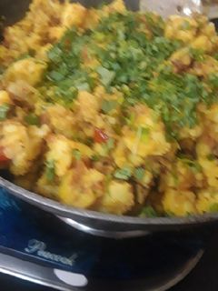 सूखे आलू (Sookhe aloo recipe in hindi) रेसिपी मुख्य फोटो