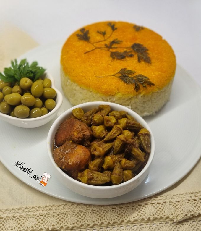 عکسی از دستور خورشت بامیه رب اناری🍲