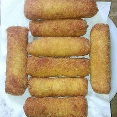 A picture of Bread Roll.
