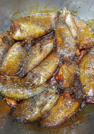 Hình của món Cá rô đồng kho quẹt.
